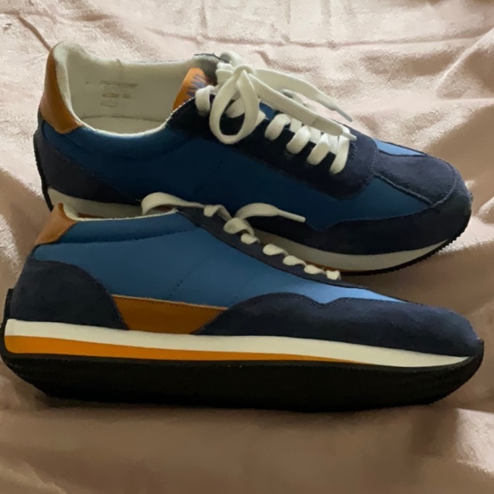 Madewell League Sneakers in Navy Suede - Picture 6 of 11